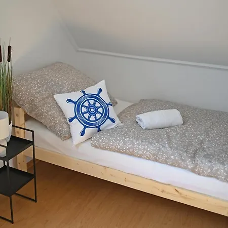 Holiday home Popeye Jakuzzis Nyaralohaz Bekesszentandras