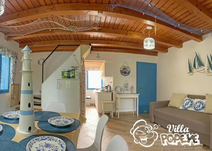 Дом отдыха Popeye Jakuzzis Nyaralohaz *