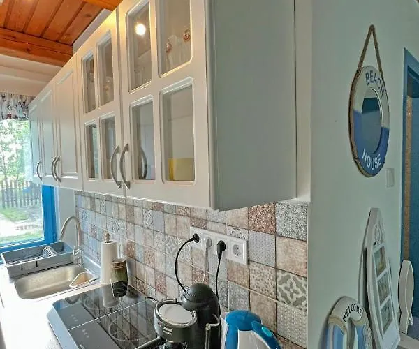 Popeye Jakuzzis Nyaralohaz Дом отдыха Бекессентандраш