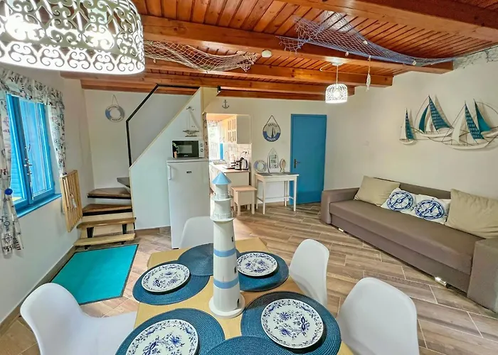 Дом отдыха Popeye Jakuzzis Nyaralohaz