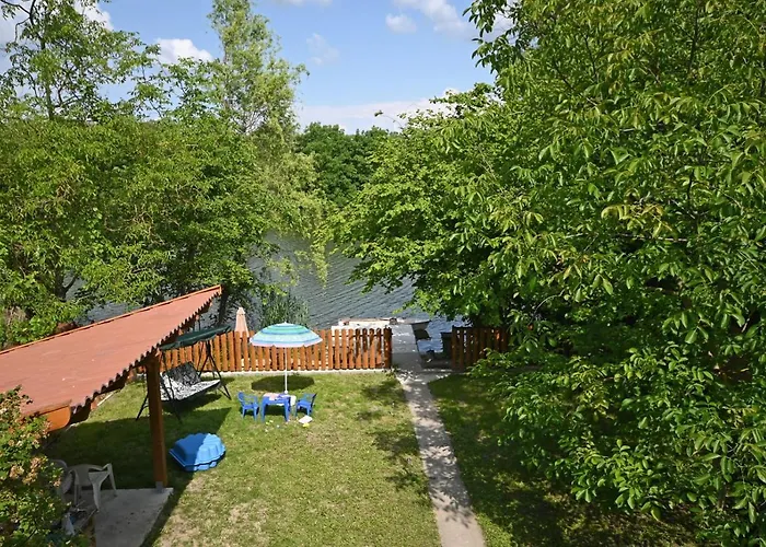 Дом отдыха Popeye Jakuzzis Nyaralohaz *